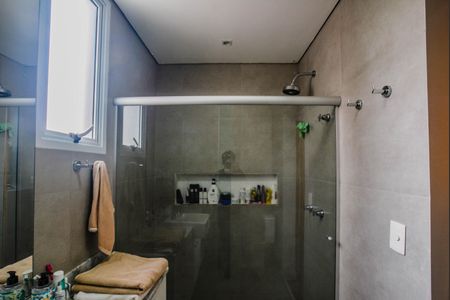 Apartamento à venda com 90m², 2 quartos e 2 vagas Apartamento à venda com 90m², 2 quartos e 2 vagasBanheiro da Suíte