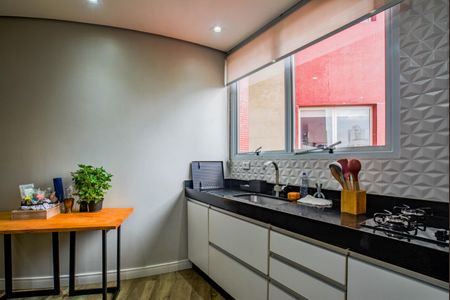 Apartamento à venda com 90m², 2 quartos e 2 vagas Apartamento à venda com 90m², 2 quartos e 2 vagasCozinha