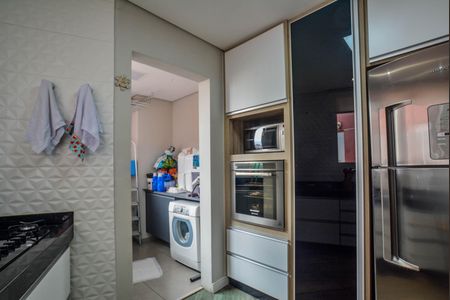 Apartamento à venda com 90m², 2 quartos e 2 vagas Apartamento à venda com 90m², 2 quartos e 2 vagasCozinha