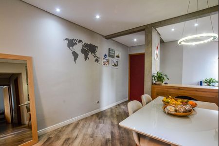 Apartamento à venda com 90m², 2 quartos e 2 vagas Apartamento à venda com 90m², 2 quartos e 2 vagasSala