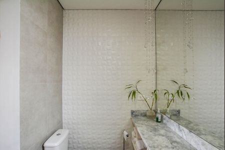 Apartamento à venda com 90m², 2 quartos e 2 vagas Apartamento à venda com 90m², 2 quartos e 2 vagasBanheiro da Suíte