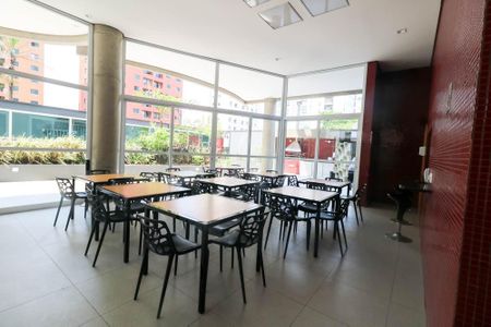 Apartamento à venda com 90m², 2 quartos e 2 vagas Apartamento à venda com 90m², 2 quartos e 2 vagasÁrea comum - Salão de festas