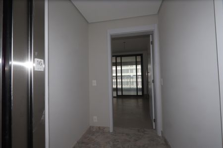 Apartamento à venda com 123m², 3 quartos e 2 vagasHall Privativo