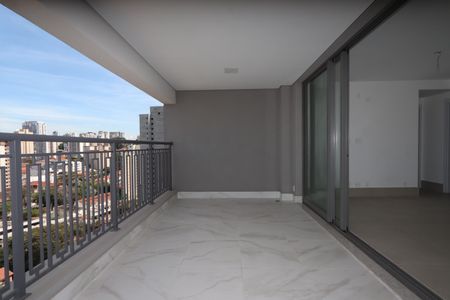 Apartamento à venda com 123m², 3 quartos e 2 vagasVaranda