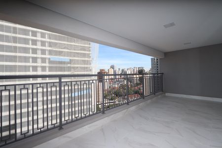 Apartamento à venda com 123m², 3 quartos e 2 vagasVaranda