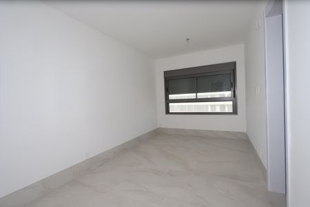 Apartamento à venda com 123m², 3 quartos e 2 vagasSuíte 1