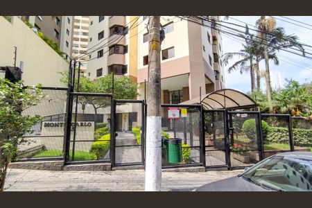 Apartamento à venda com 72m², 3 quartos e 2 vagasFachada