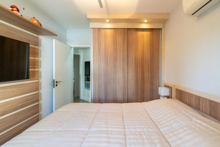 Apartamento à venda com 72m², 3 quartos e 2 vagas Apartamento à venda com 72m², 3 quartos e 2 vagasSuíte