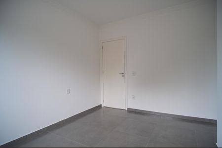 Casa à venda com 75m², 3 quartos e 2 vagasSuíte