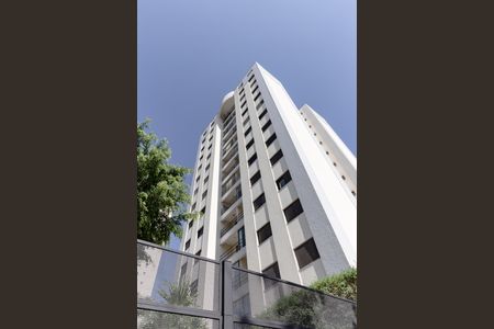 Apartamento à venda com 61m², 2 quartos e 1 vagaFachada