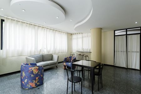 Apartamento à venda com 61m², 2 quartos e 1 vaga Apartamento à venda com 61m², 2 quartos e 1 vagaÁrea comum - Salão de festas