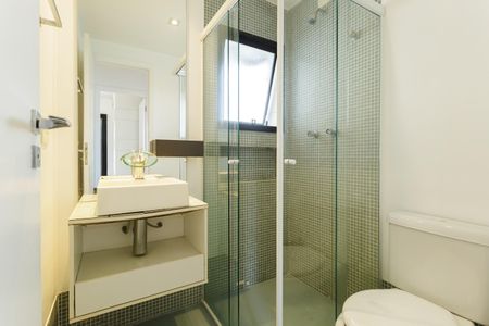 Apartamento à venda com 61m², 2 quartos e 1 vaga Apartamento à venda com 61m², 2 quartos e 1 vagaBanheiro Social