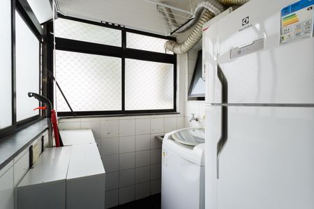 Apartamento à venda com 61m², 2 quartos e 1 vaga Apartamento à venda com 61m², 2 quartos e 1 vagaÁrea de Serviço