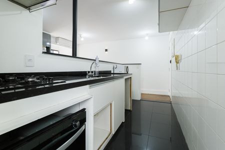 Apartamento à venda com 61m², 2 quartos e 1 vaga Apartamento à venda com 61m², 2 quartos e 1 vagaCozinha