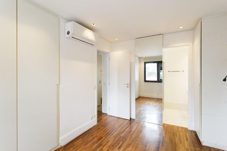 Apartamento à venda com 61m², 2 quartos e 1 vaga Apartamento à venda com 61m², 2 quartos e 1 vagaQuarto Suíte