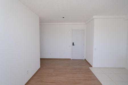 Sala de apartamento para alugar com 2 quartos, 48m² em Novo Riacho, Contagem