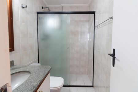 Apartamento à venda com 96m², 4 quartos e 2 vagas Apartamento à venda com 96m², 4 quartos e 2 vagasBanheiro