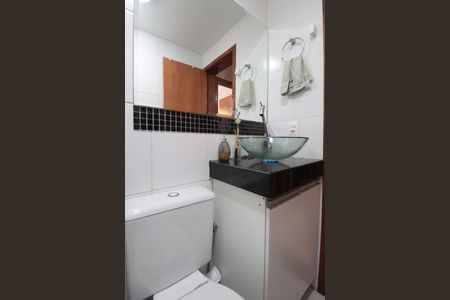 Apartamento à venda com 54m², 2 quartos e 1 vagaBanheiro Social