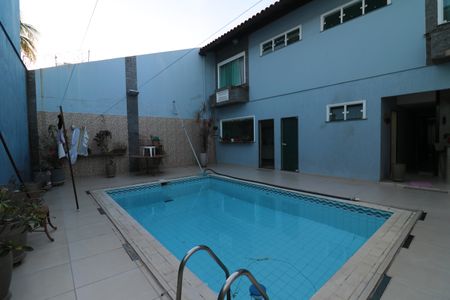 Casa à venda com 450m², 5 quartos e 4 vagasÁrea Externa