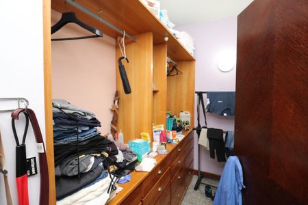 Casa à venda com 450m², 5 quartos e 4 vagasSuite 1