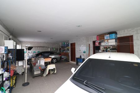 Casa à venda com 450m², 5 quartos e 4 vagasGaragem