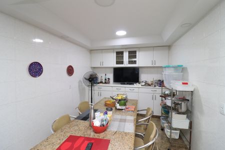 Casa à venda com 450m², 5 quartos e 4 vagasCozinha