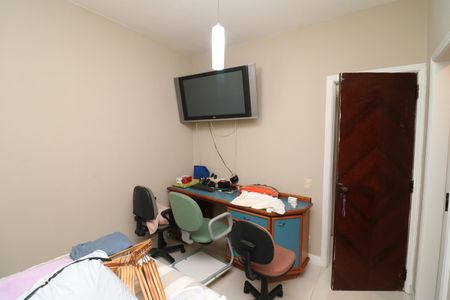 Casa à venda com 450m², 5 quartos e 4 vagasSemi Suíte 1