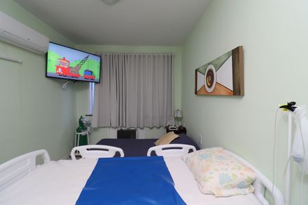 Casa à venda com 450m², 5 quartos e 4 vagasSuíte 2