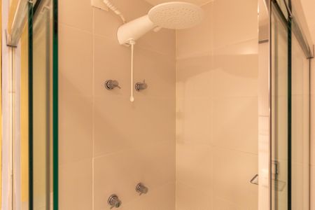 Banheiro Social de kitnet/studio à venda com 1 quarto, 26m² em Jardim Paulista, São Paulo