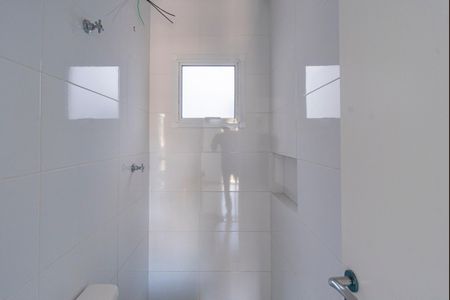 Apartamento à venda com 92m², 2 quartos e 1 vaga Apartamento à venda com 92m², 2 quartos e 1 vagaBanheiro do Quarto 2