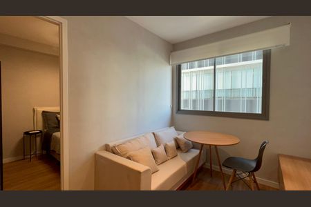 Apartamento à venda com 24m², 1 quarto e sem vaga Apartamento à venda com 24m², 1 quarto e sem vagaSala
