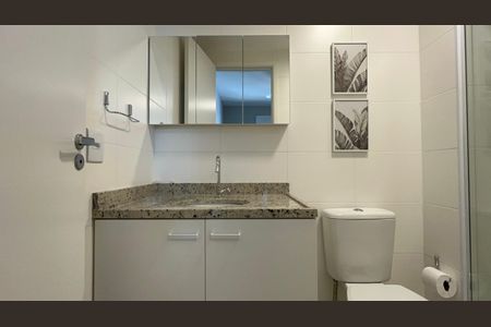 Apartamento à venda com 24m², 1 quarto e sem vaga Apartamento à venda com 24m², 1 quarto e sem vagaBanheiro da Suíte