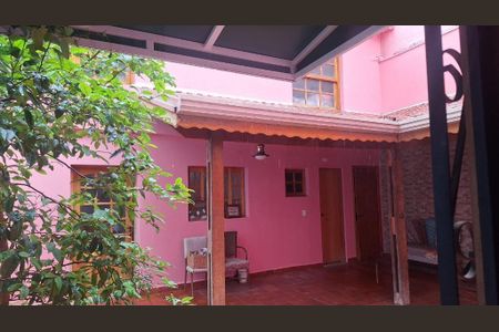 Casa à venda com 250m², 4 quartos e 6 vagas Casa à venda com 250m², 4 quartos e 6 vagasFoto 14