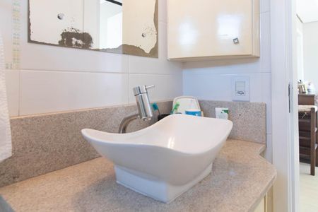 Casa à venda com 163m², 2 quartos e 1 vagaBanheiro Social