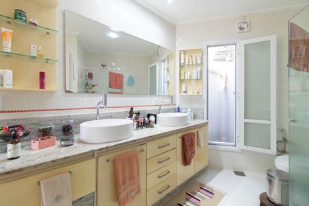 Casa à venda com 163m², 2 quartos e 1 vagaBanheiro da Suíte