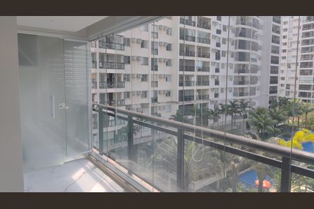 Varanda de apartamento à venda com 3 quartos, 86m² em Barra Olímpica, Rio de Janeiro