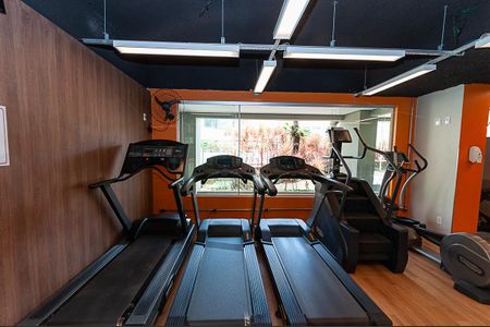 Apartamento à venda com 49m², 2 quartos e 1 vaga Apartamento à venda com 49m², 2 quartos e 1 vagaÁrea Comum - Academia