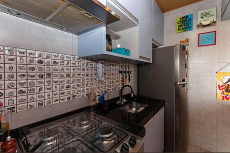 Apartamento à venda com 49m², 2 quartos e 1 vaga Apartamento à venda com 49m², 2 quartos e 1 vagaCozinha Americana