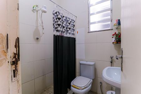 Apartamento à venda com 70m², 2 quartos e sem vaga Apartamento à venda com 70m², 2 quartos e sem vagaBanheiro Social