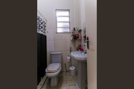 Apartamento à venda com 70m², 2 quartos e sem vaga Apartamento à venda com 70m², 2 quartos e sem vagaBanheiro Social