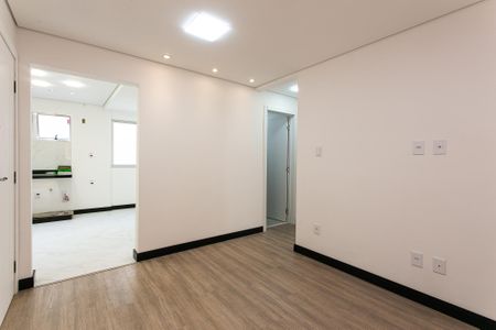 Apartamento à venda com 64m², 2 quartos e sem vaga Apartamento à venda com 64m², 2 quartos e sem vagaSala