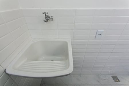 Apartamento à venda com 64m², 2 quartos e sem vaga Apartamento à venda com 64m², 2 quartos e sem vagaÁrea de Serviço