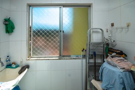 Apartamento à venda com 65m², 3 quartos e 1 vagaÁrea de Serviço