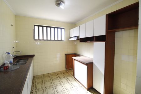 Casa à venda com 270m², 5 quartos e 4 vagasCozinha