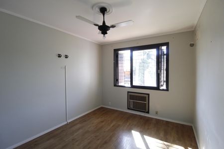 Casa à venda com 270m², 5 quartos e 4 vagasSuíte 2