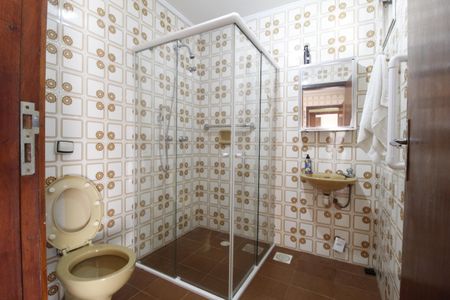 Casa à venda com 270m², 5 quartos e 4 vagasBanheiro de Serviço