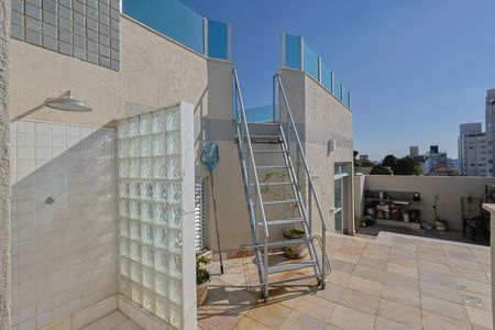 Apartamento à venda com 220m², 4 quartos e 2 vagas Apartamento à venda com 220m², 4 quartos e 2 vagasCobertura