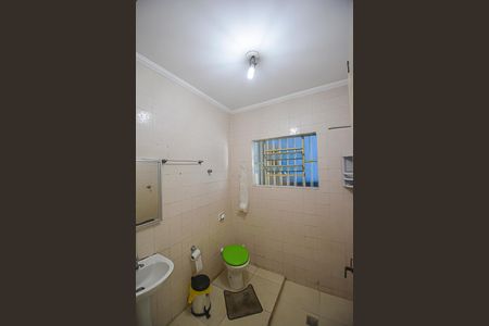 Casa à venda com 187m², 3 quartos e 5 vagas Casa à venda com 187m², 3 quartos e 5 vagasBanheiro