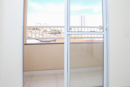 Sacada da Sala de apartamento para alugar com 2 quartos, 38m² em Lapa, São Paulo