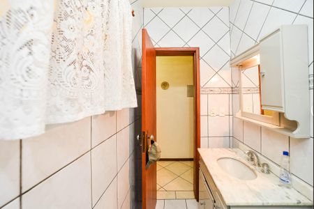 Casa à venda com 240m², 3 quartos e 2 vagasBanheiro Social